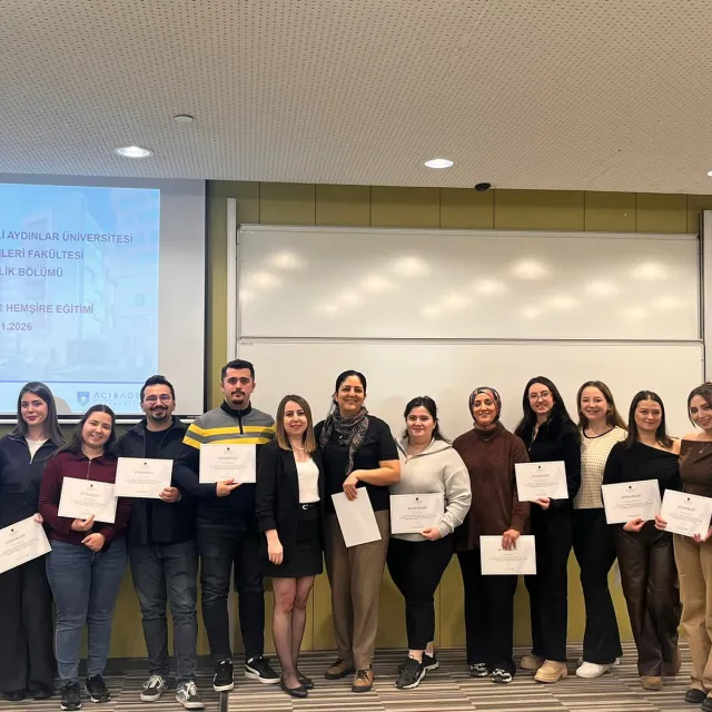 Hemşirelik Bölümü Klinik Rehber Hemşire Eğitimi Programı Gerçekleştirdi