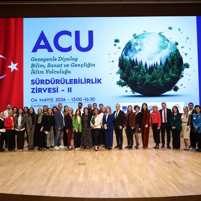 Acıbadem Üniversitesi’nde Sürdürülebilirlik Zirvesi II: Bilim, Sanat ve Gençlik İklim İçin Buluştu