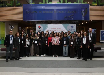 Acıbadem Üniversitesi’nde TÜBİTAK 2237-A Proje Yazma Eğitimi Düzenlendi