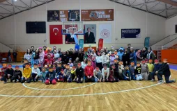 Podoloji Bölümü Çocuklar İçin "Kışa Merhaba" Etkinliği Düzenledi