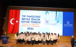önlük giyme 2024
