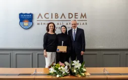 Fakülte ve Enstitü Birincilerine Ödül Verildi